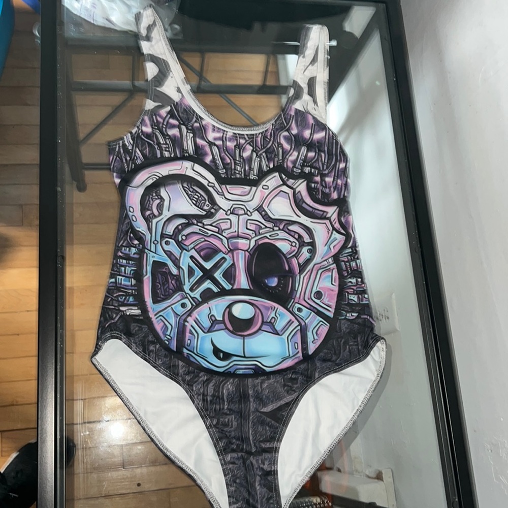 Scummy Bears wobbleland one piece bodysuit - size M - brand new